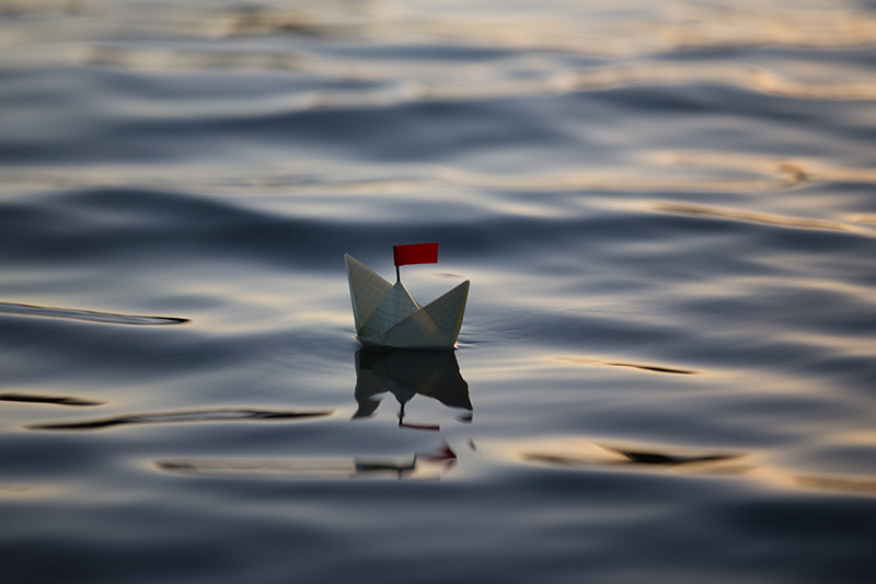 قایقی کاغذی روی آب، الهام بخش امنیت شغلی